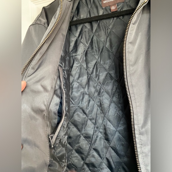Michael Kors jacket. Size XL GUC - Picture 6 of 10